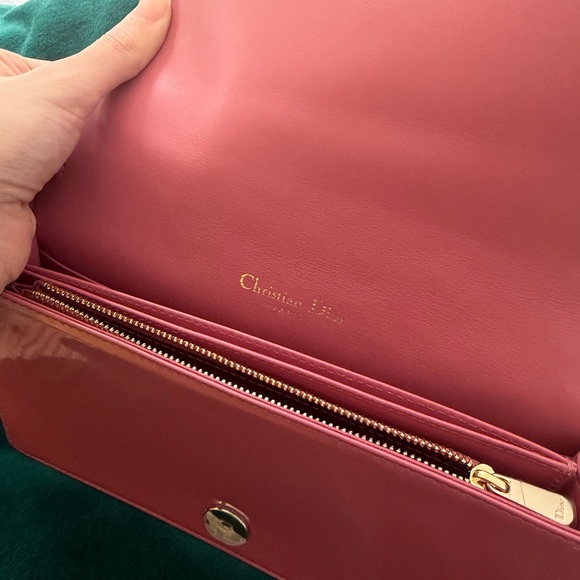 Perfect Condition Christian Dior Pink Quilted Cannage Chain Bag - Picture 9 of 10